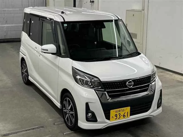 Nissan Dayz Roox B21A 2018